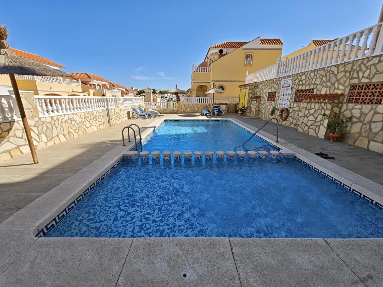 2 bedroom Terraced Villa for sale in Filipinas with pool - € 168,950 (Ref: 9934311)