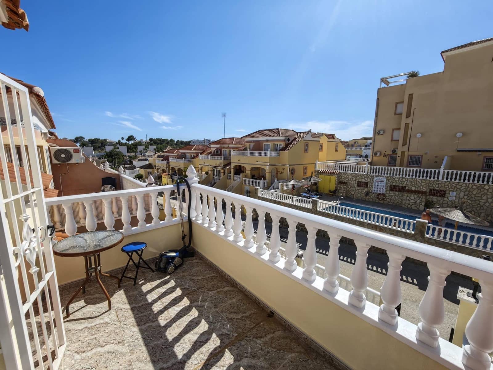 2 bedroom Terraced Villa for sale in Filipinas with pool - € 168,950 (Ref: 9934311)