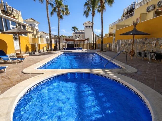 2 soveværelse Rækkehus til salg i Las Filipinas med swimmingpool - € 168.950 (Ref: 9934311)
