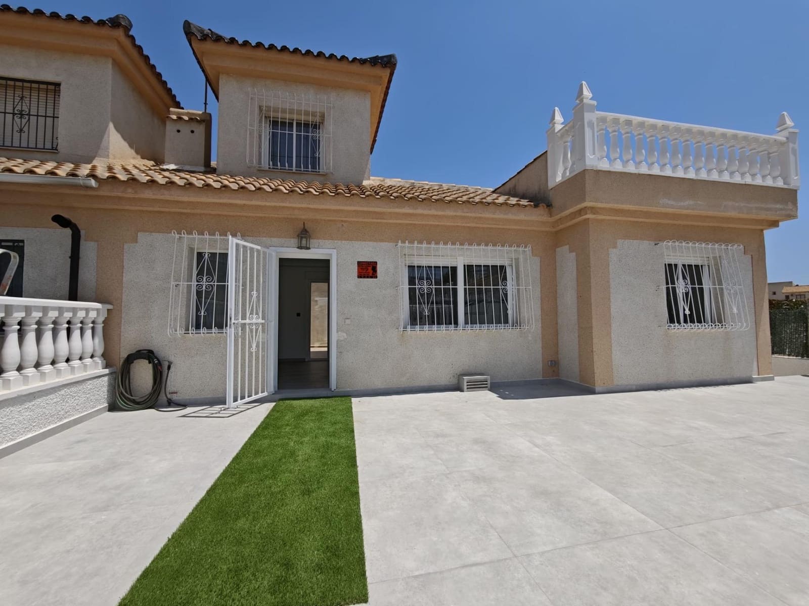 3 Zimmer Reihenhaus zu verkaufen in Rojales mit Pool Garage - 245.000 € (Ref: 9945843)