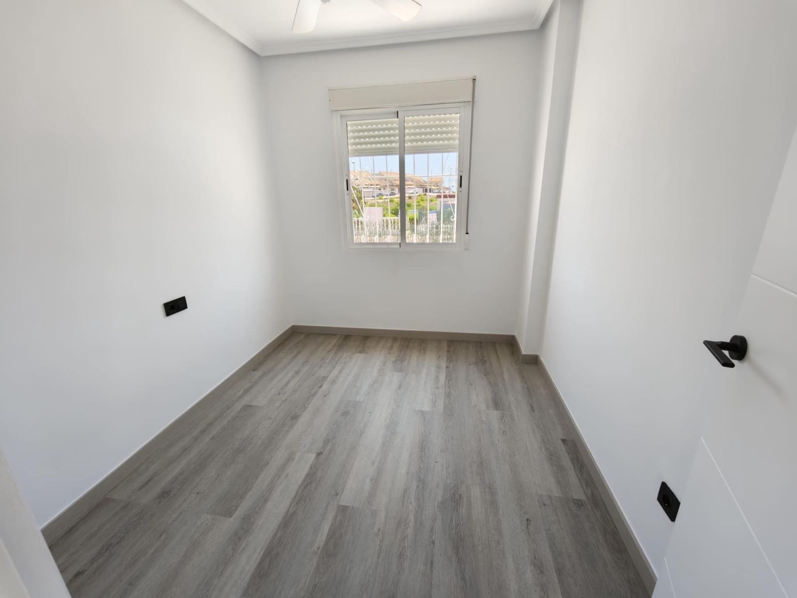 3 Zimmer Reihenhaus zu verkaufen in Rojales mit Pool Garage - 245.000 € (Ref: 9945843)