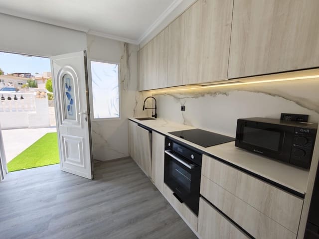 3 soveværelse Rækkehus til salg i Rojales med swimmingpool garage - € 245.000 (Ref: 9945843)