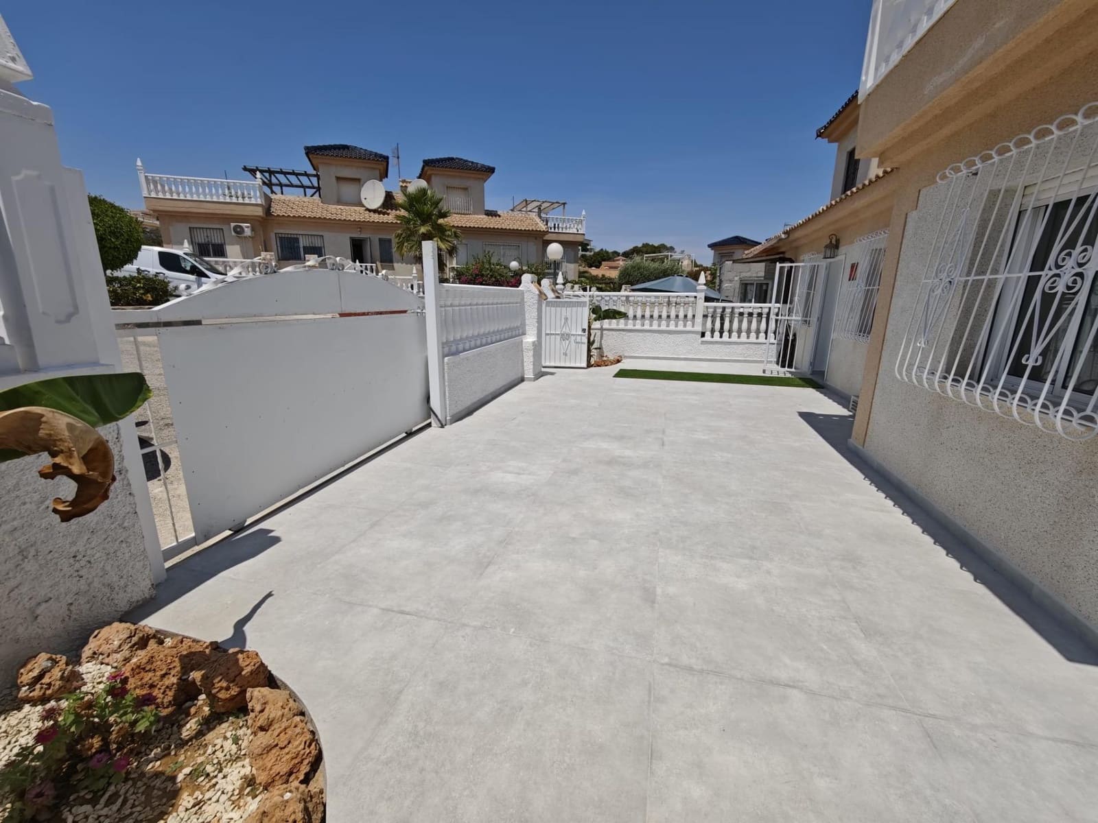 3 Zimmer Reihenhaus zu verkaufen in Rojales mit Pool Garage - 245.000 € (Ref: 9945843)