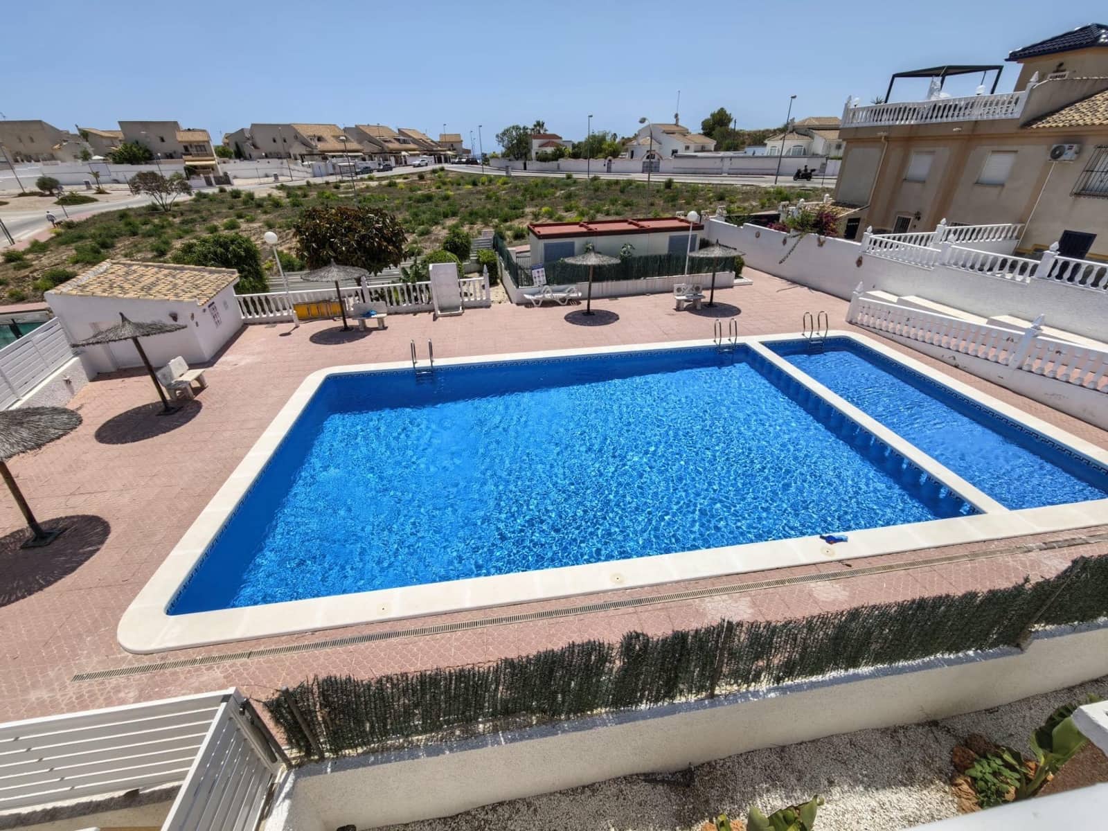 3 Zimmer Reihenhaus zu verkaufen in Rojales mit Pool Garage - 245.000 € (Ref: 9945843)
