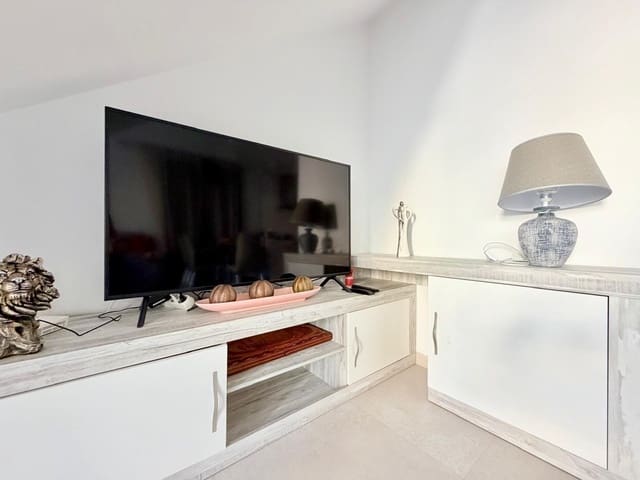 3 soverom Villa til salgs i Lomas de Cabo Roig - Los Dolses, Orihuela med svømmebasseng - € 299 900 (Ref: 9949901)