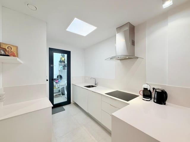 3 soverom Villa til salgs i Lomas de Cabo Roig - Los Dolses, Orihuela med svømmebasseng - € 299 900 (Ref: 9949901)