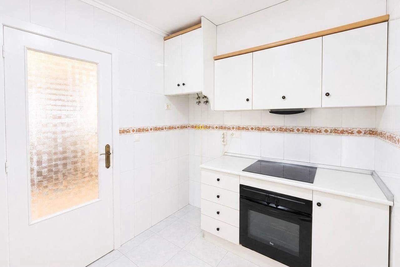 2 camera da letto Bungalow in vendita in Torrevieja con piscina - 135.000 € (Rif: 9959882)