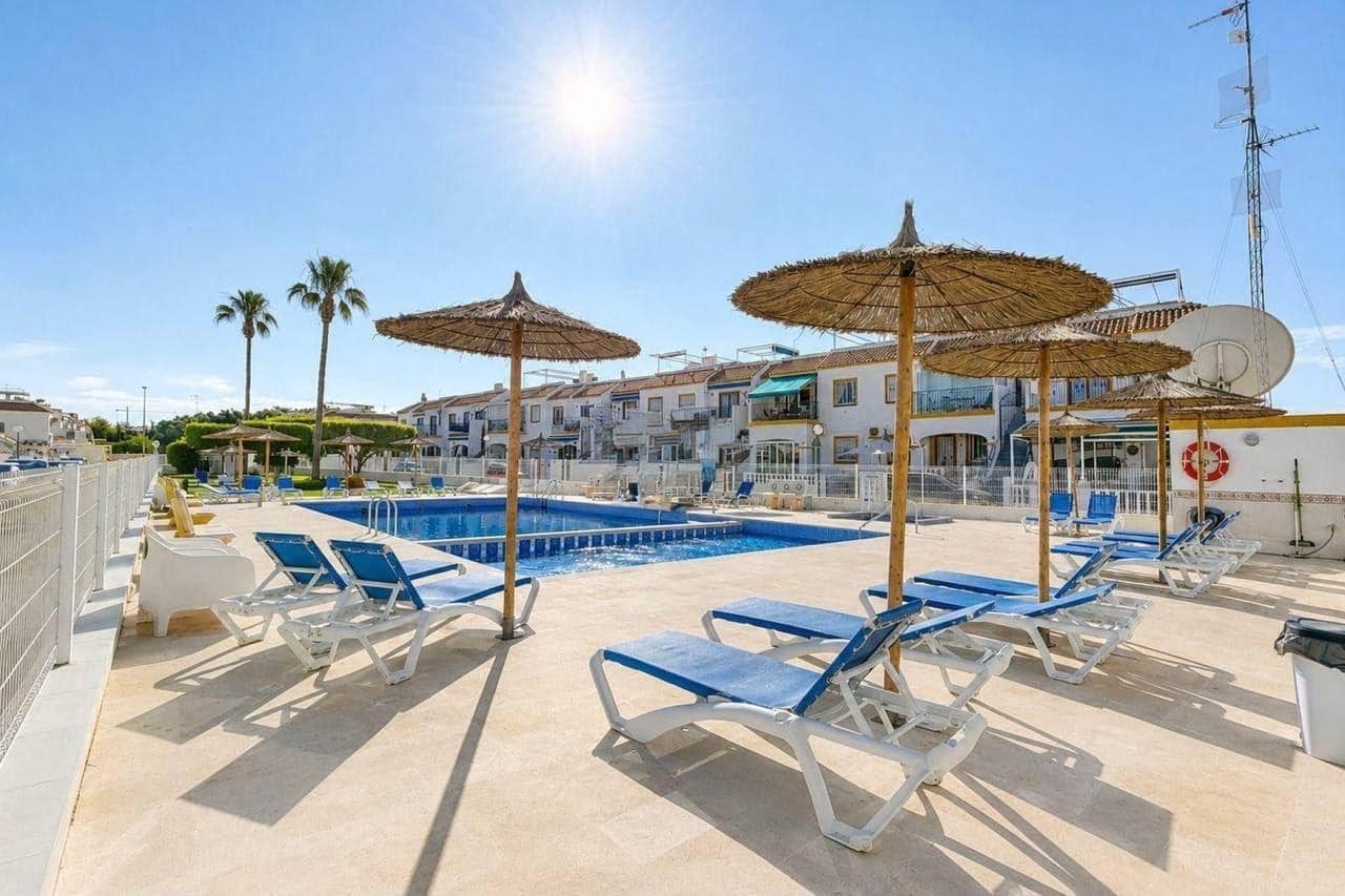 2 camera da letto Bungalow in vendita in Torrevieja con piscina - 135.000 € (Rif: 9959882)