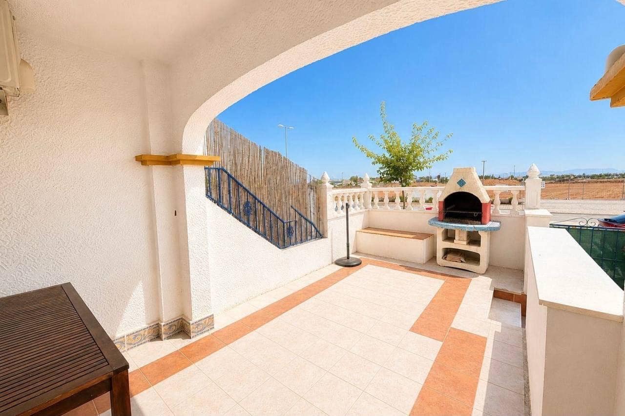 2 camera da letto Bungalow in vendita in Torrevieja con piscina - 135.000 € (Rif: 9959882)