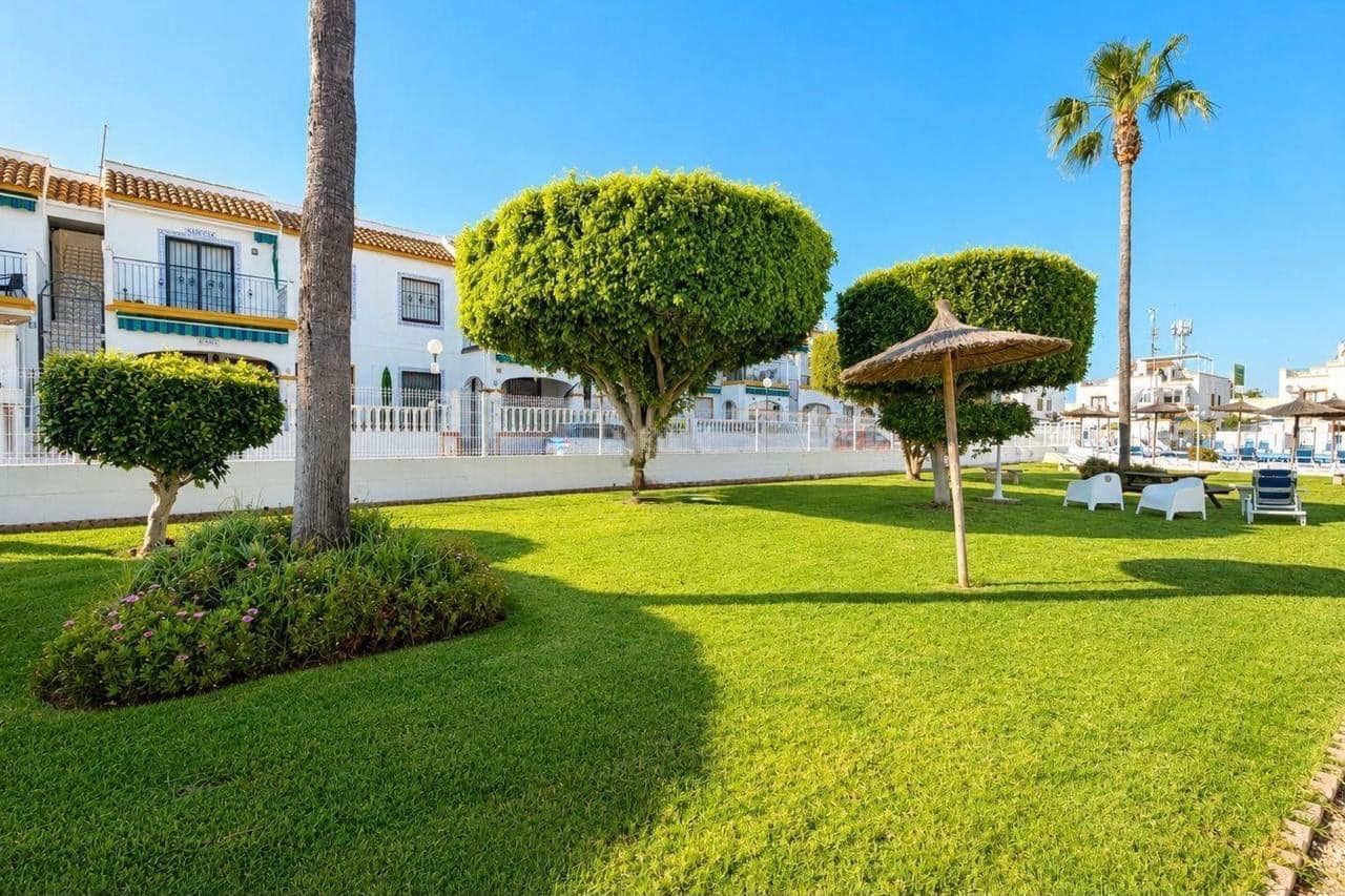 2 camera da letto Bungalow in vendita in Torrevieja con piscina - 135.000 € (Rif: 9959882)