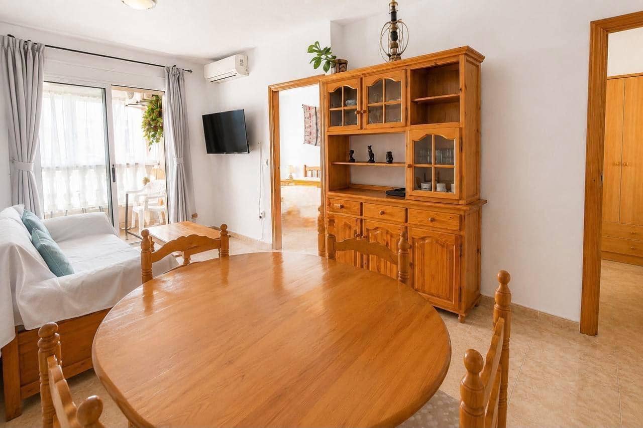 2 quarto Apartamento para venda em Torrevieja com piscina - 120 000 € (Ref: 9966731)