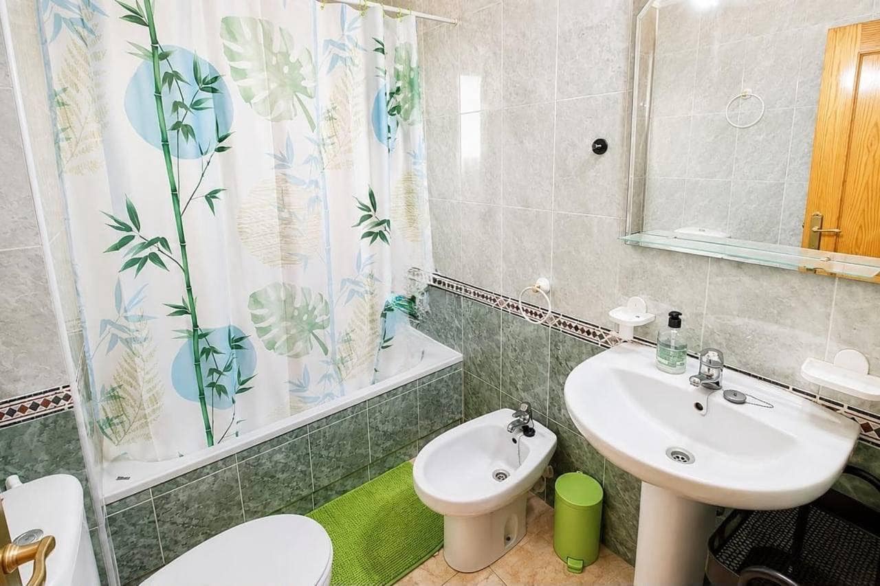 2 quarto Apartamento para venda em Torrevieja com piscina - 120 000 € (Ref: 9966731)