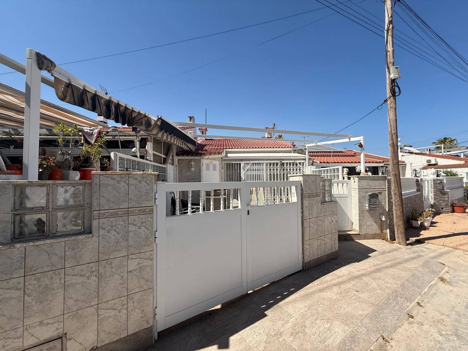 1 slaapkamer Rijtjeshuis te koop in Torrevieja - € 109.900 (Ref: 9979816)