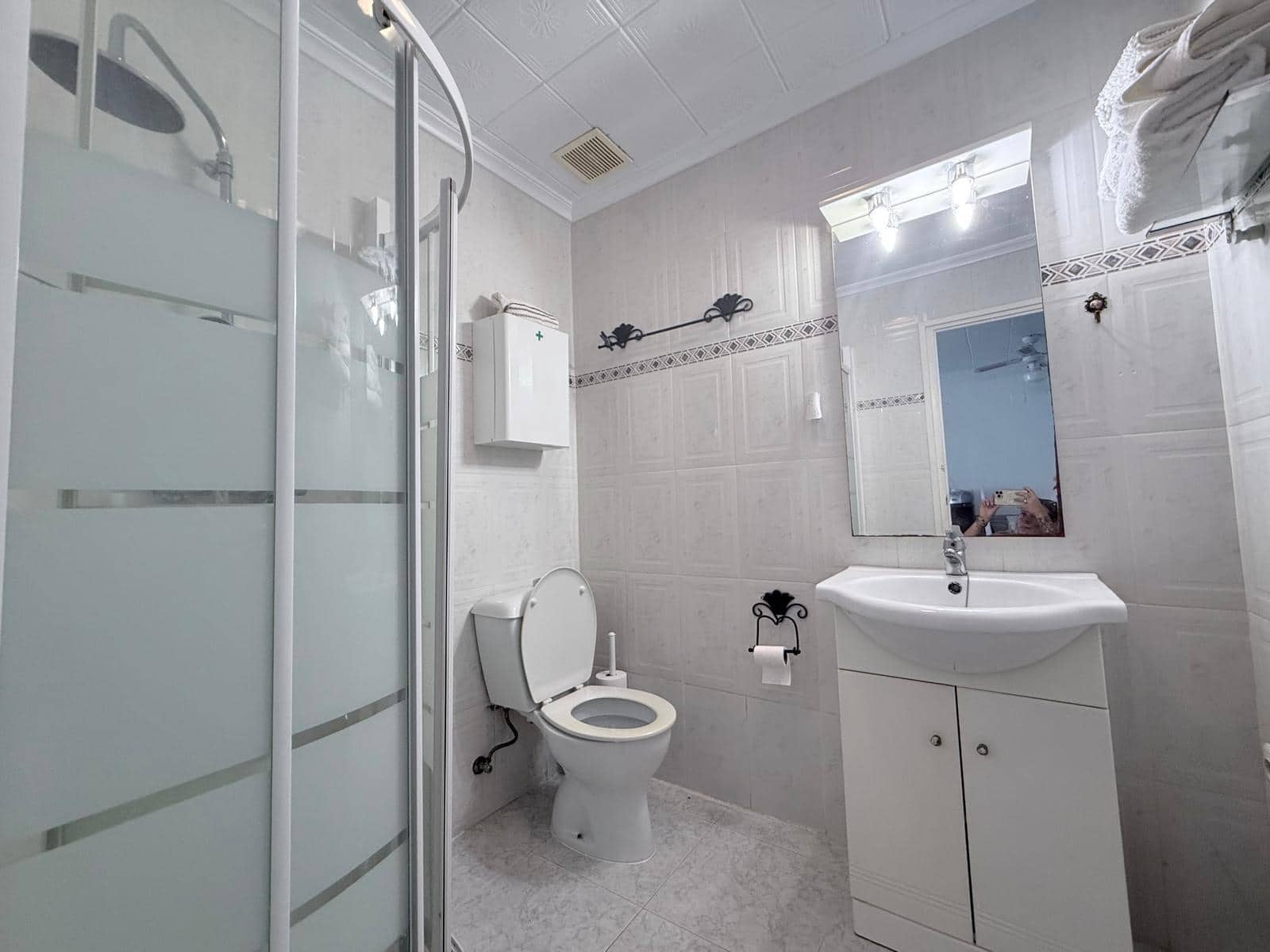 1 slaapkamer Rijtjeshuis te koop in Torrevieja - € 109.900 (Ref: 9979816)