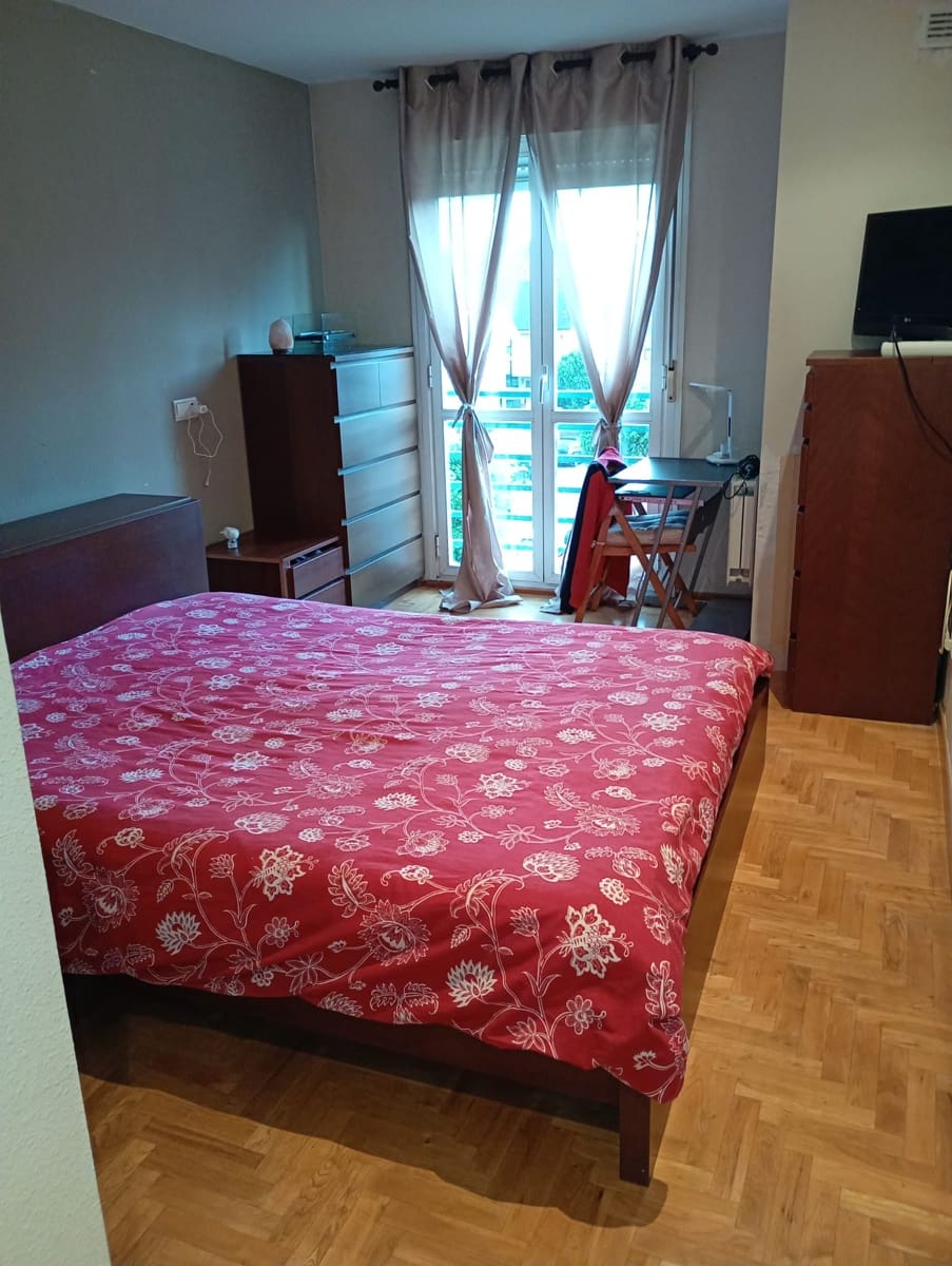 5 slaapkamer Villa te koop in Lugo de Llanera met zwembad garage - € 348.000 (Ref: 9872493)