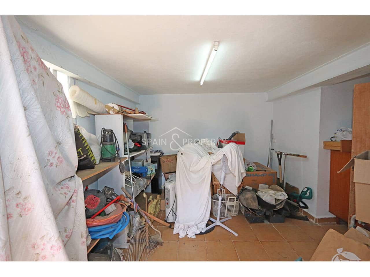 4 chambre Villa/Maison à vendre à Turis avec piscine garage - 245 000 € (Ref: 10040247)