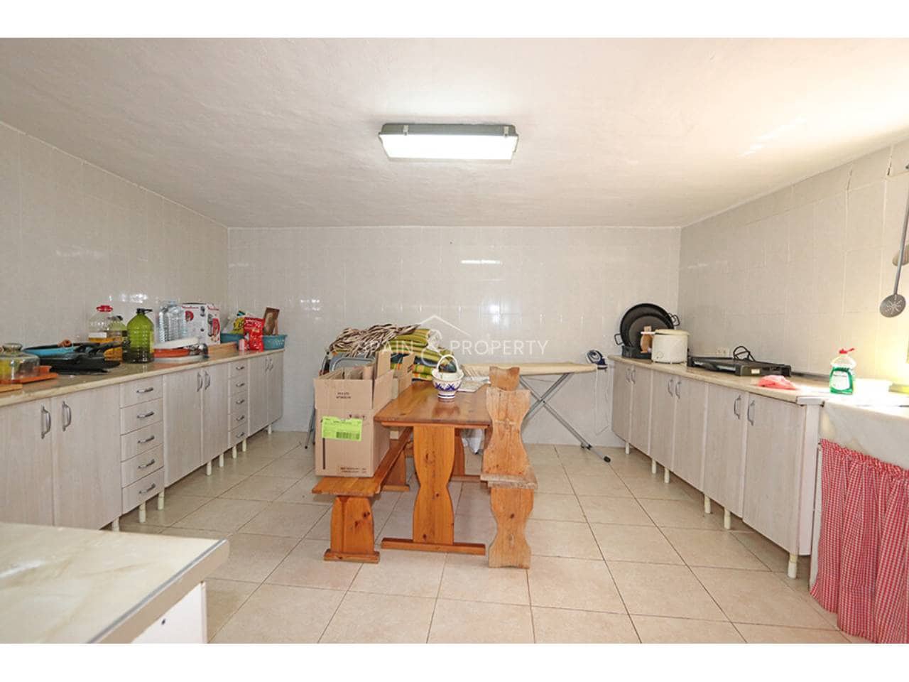 4 chambre Villa/Maison à vendre à Turis avec piscine garage - 245 000 € (Ref: 10040247)