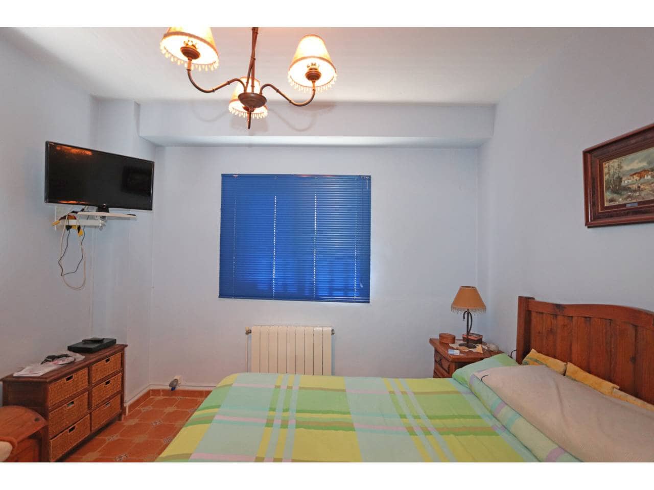 4 chambre Villa/Maison à vendre à Turis avec piscine garage - 245 000 € (Ref: 10040247)