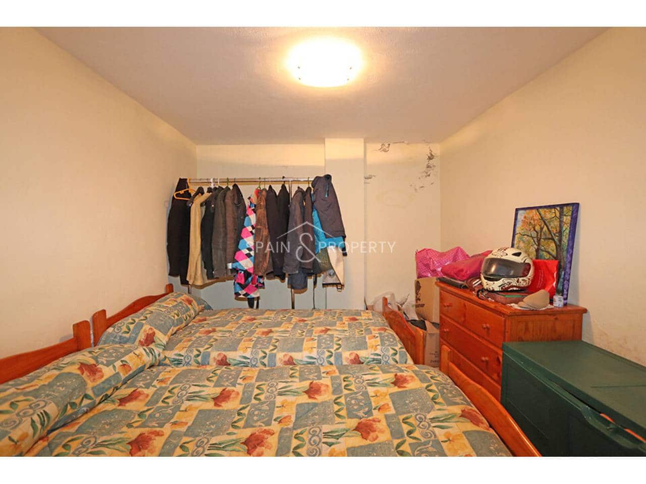 4 chambre Villa/Maison à vendre à Turis avec piscine garage - 245 000 € (Ref: 10040247)