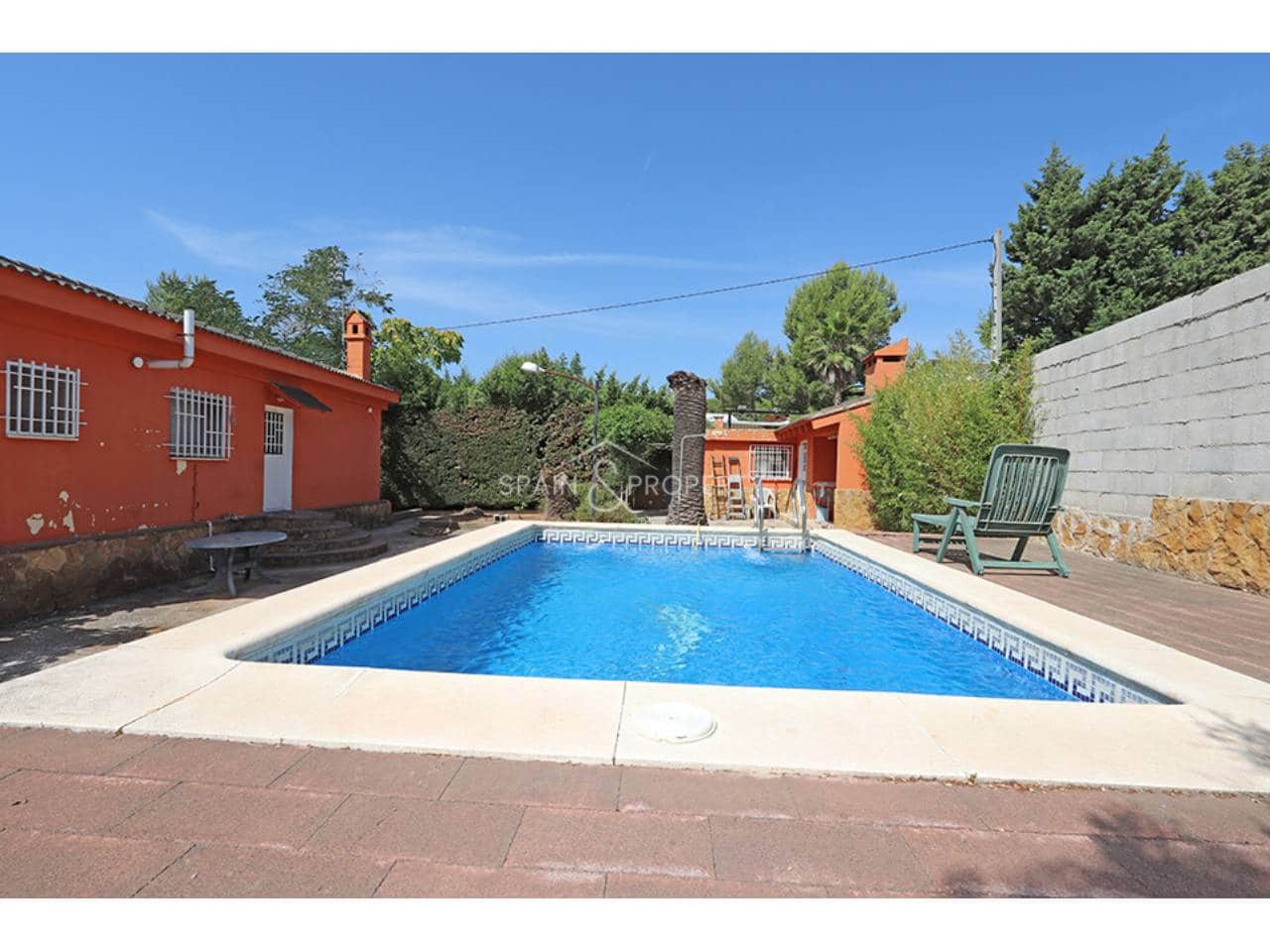4 chambre Villa/Maison à vendre à Turis avec piscine garage - 245 000 € (Ref: 10040247)