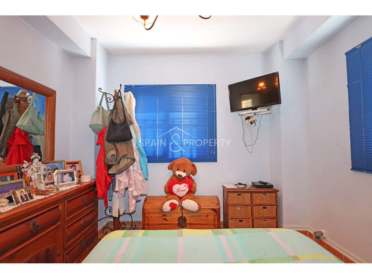 4 chambre Villa/Maison à vendre à Turis avec piscine garage - 245 000 € (Ref: 10040247)