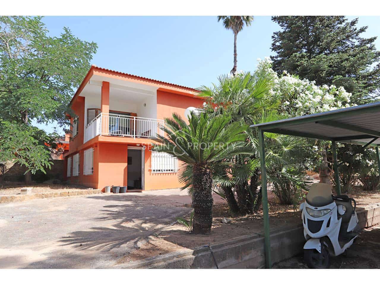 4 chambre Villa/Maison à vendre à Turis avec piscine garage - 245 000 € (Ref: 10040247)
