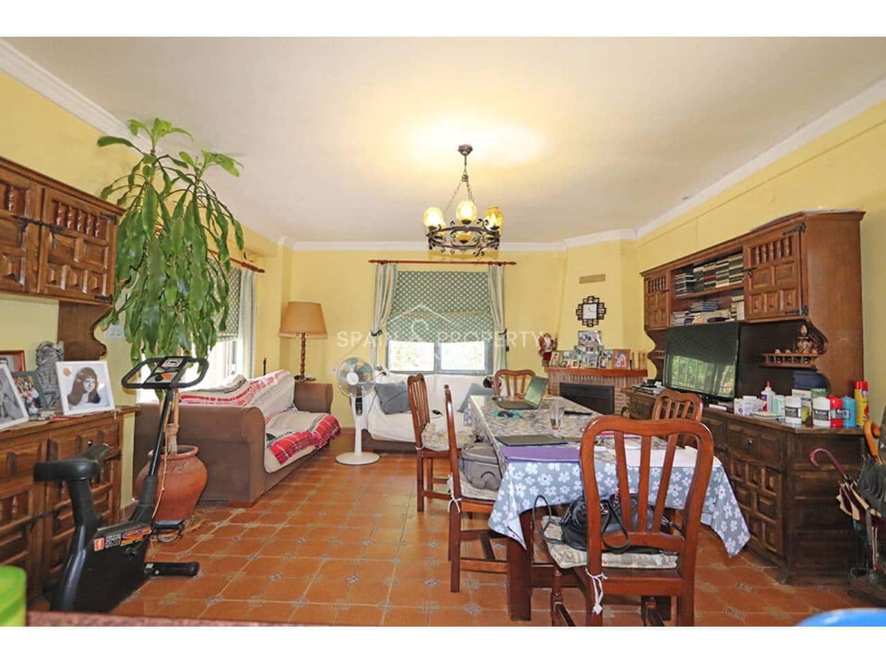 4 chambre Villa/Maison à vendre à Turis avec piscine garage - 245 000 € (Ref: 10040247)