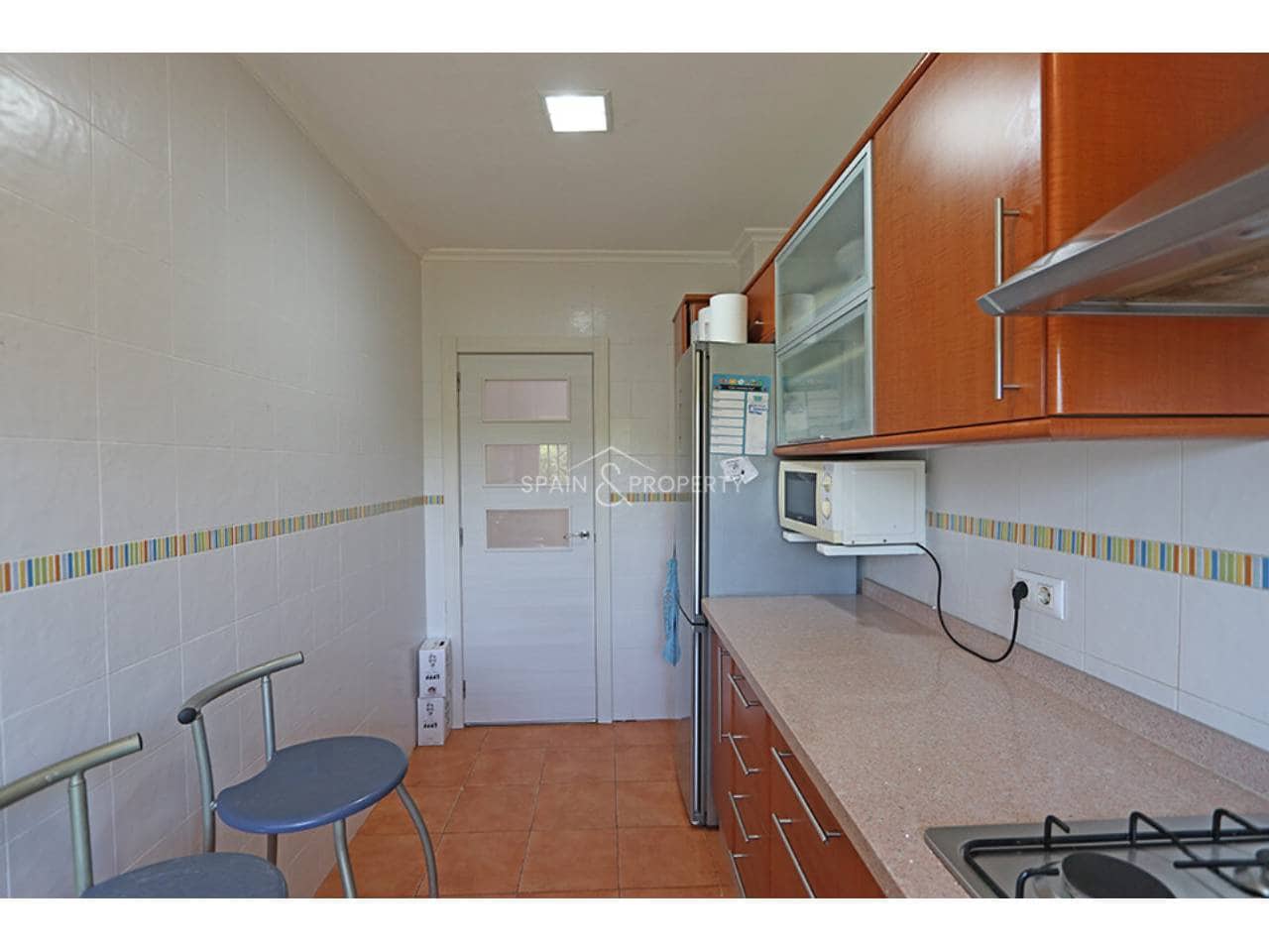 4 bedroom Villa for sale in Turis with pool garage - € 239,000 (Ref: 10061095)