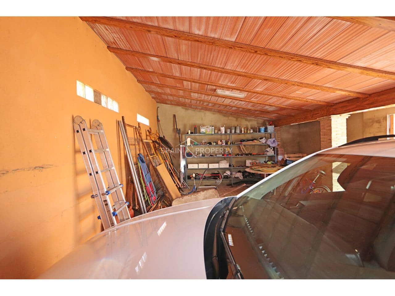 4 makuuhuone Huvila myytävänä paikassa Picassent mukana uima-altaan 
autotalli - 399 000 € (Ref: 10080258)