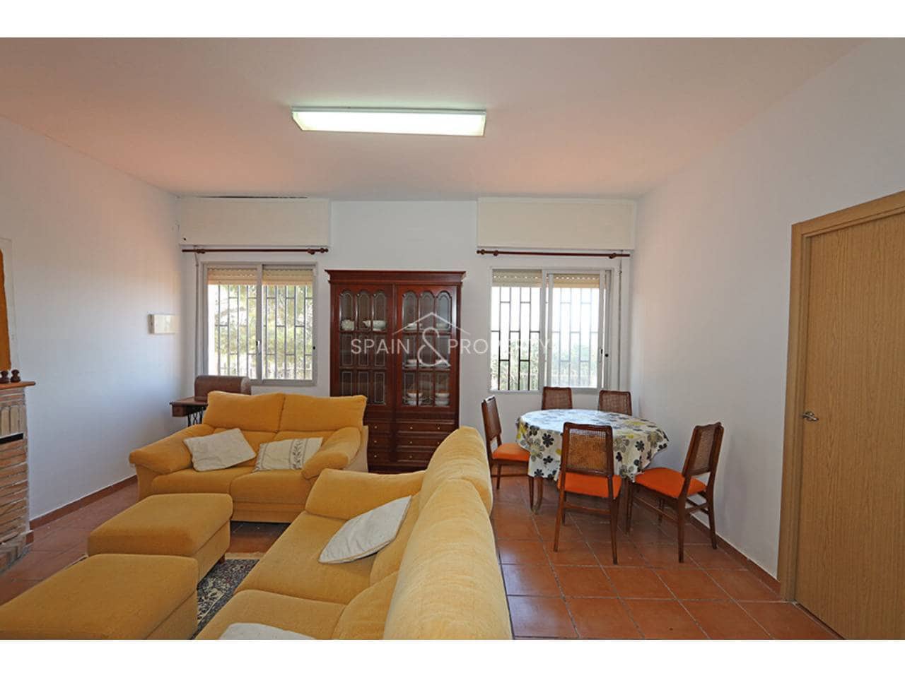 4 bedroom Villa for sale in Montroy with pool garage - € 195,000 (Ref: 10157089)