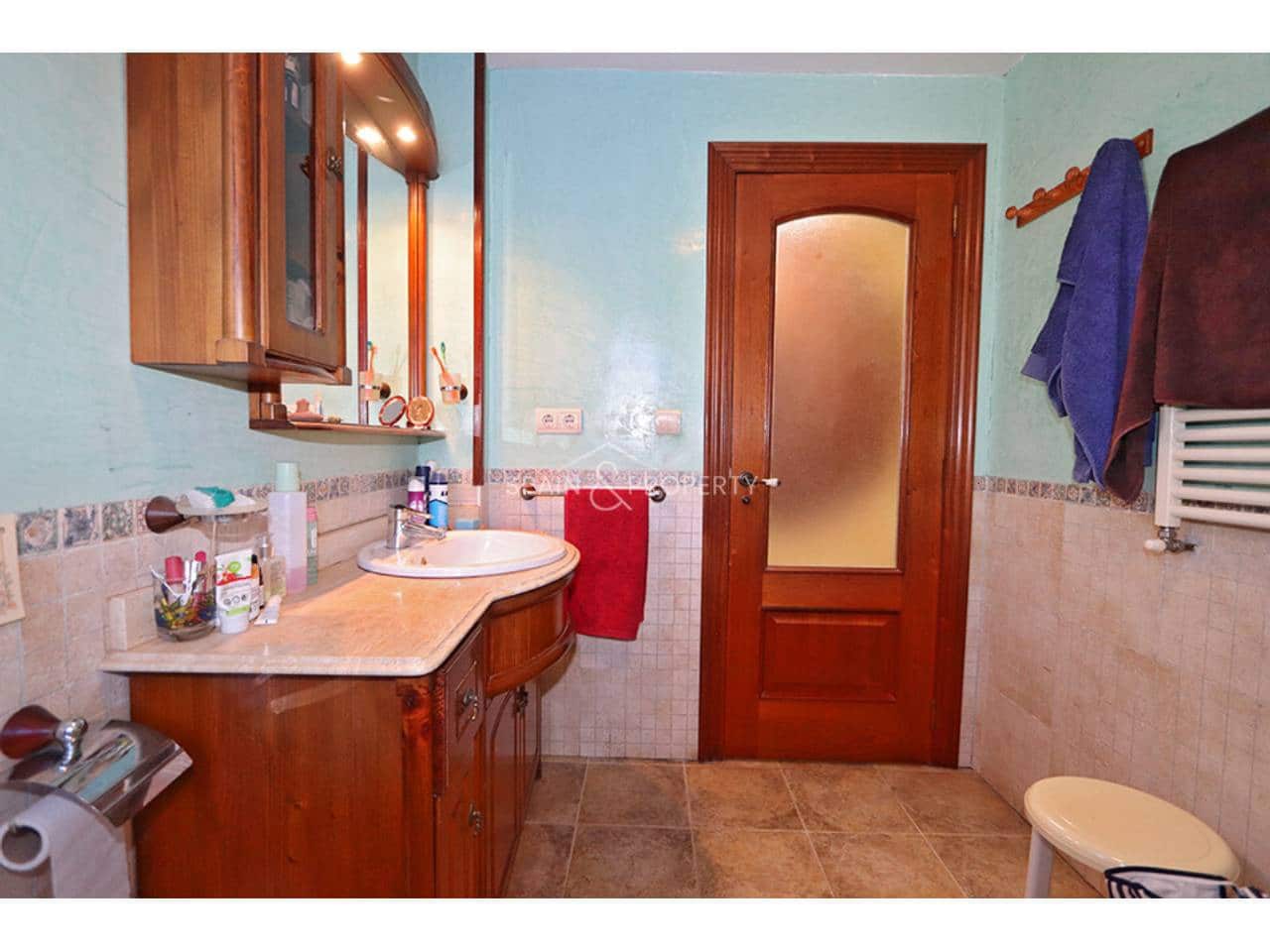 3 Zimmer Finca/Landgut zu verkaufen in Montserrat mit Pool Garage - 350.000 € (Ref: 10172914)