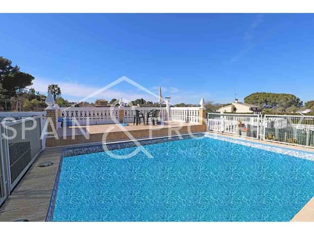 5 soveværelse Villa til salg i Montserrat med swimmingpool - € 185.000 (Ref: 8821548)