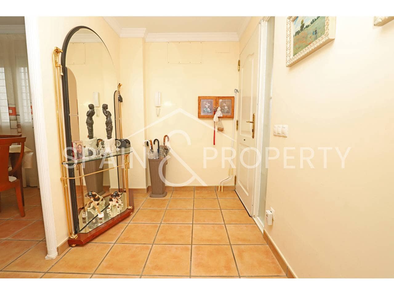 3 soveværelse Villa til salg i Montserrat med swimmingpool - € 280.000 (Ref: 8896101)