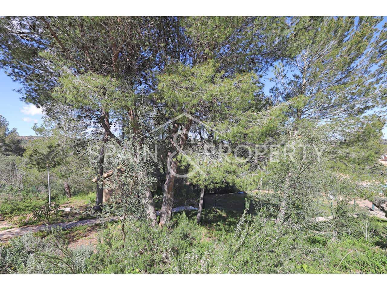 3 soveværelse Villa til salg i Montserrat med swimmingpool - € 280.000 (Ref: 8896101)