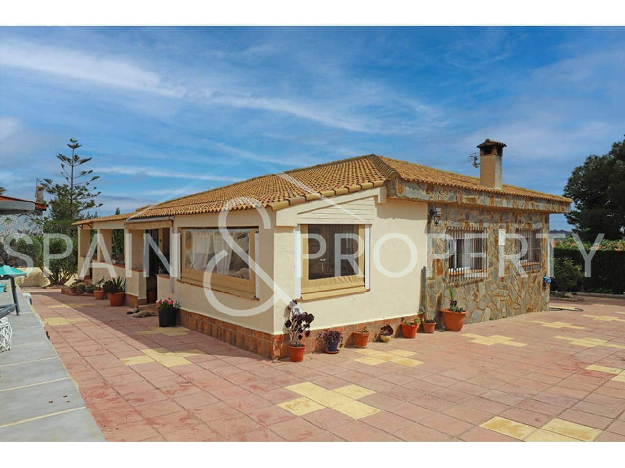 6 chambre Villa/Maison à vendre à Turis avec piscine garage - 329 950 € (Ref: 8938323)