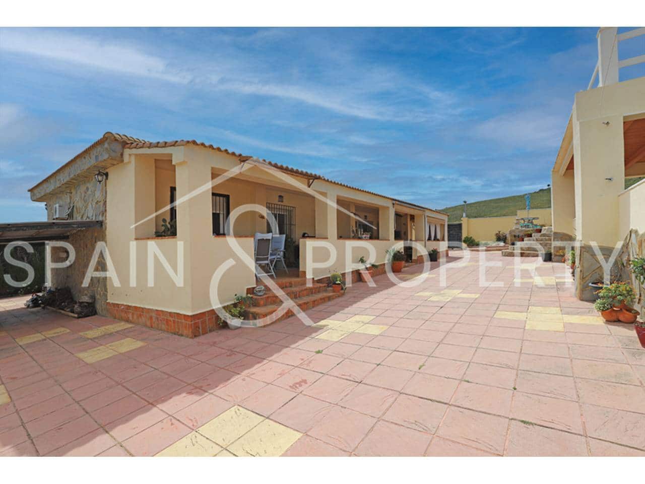 6 chambre Villa/Maison à vendre à Turis avec piscine garage - 329 950 € (Ref: 8938323)