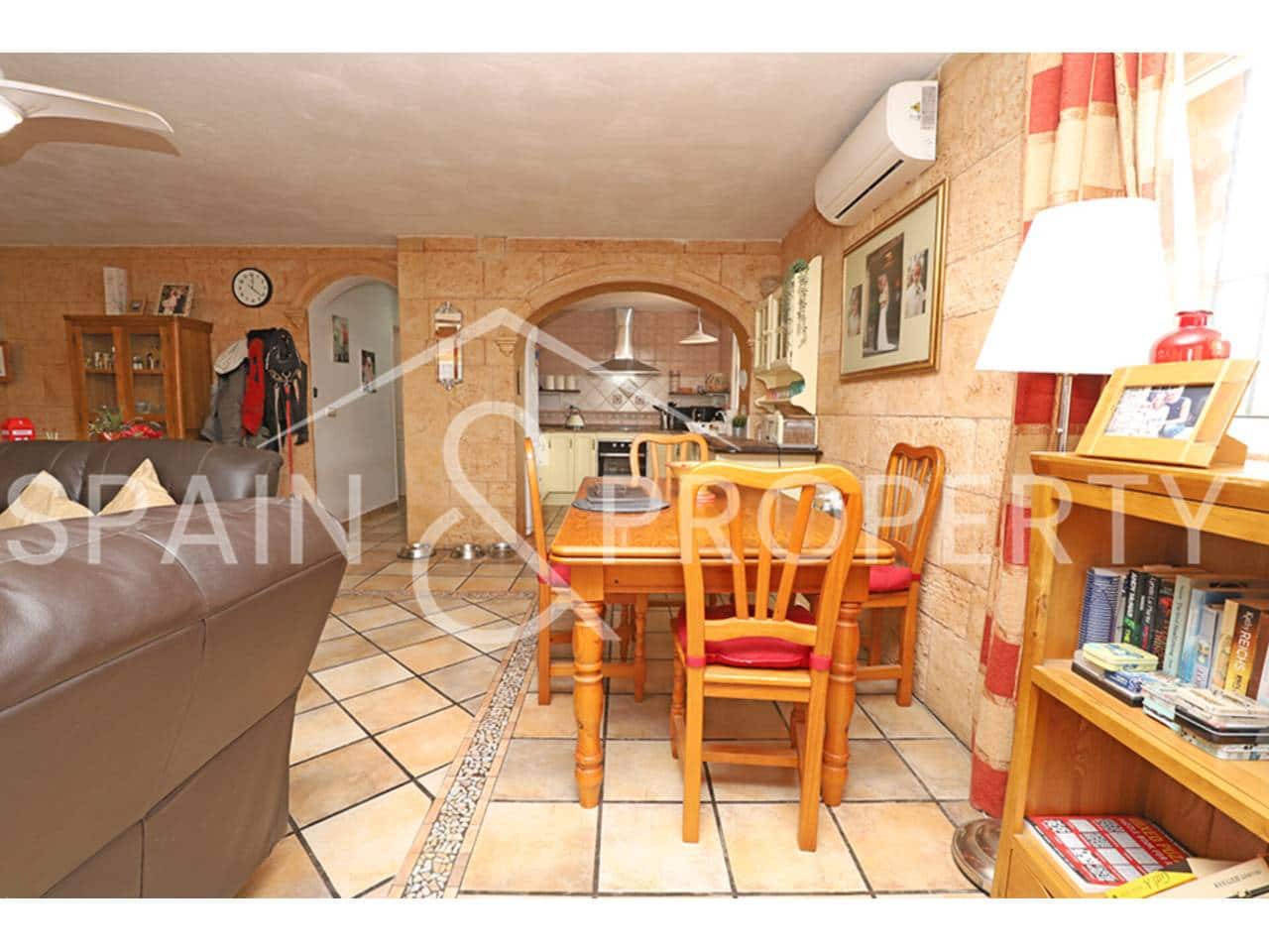 6 chambre Villa/Maison à vendre à Turis avec piscine garage - 329 950 € (Ref: 8938323)