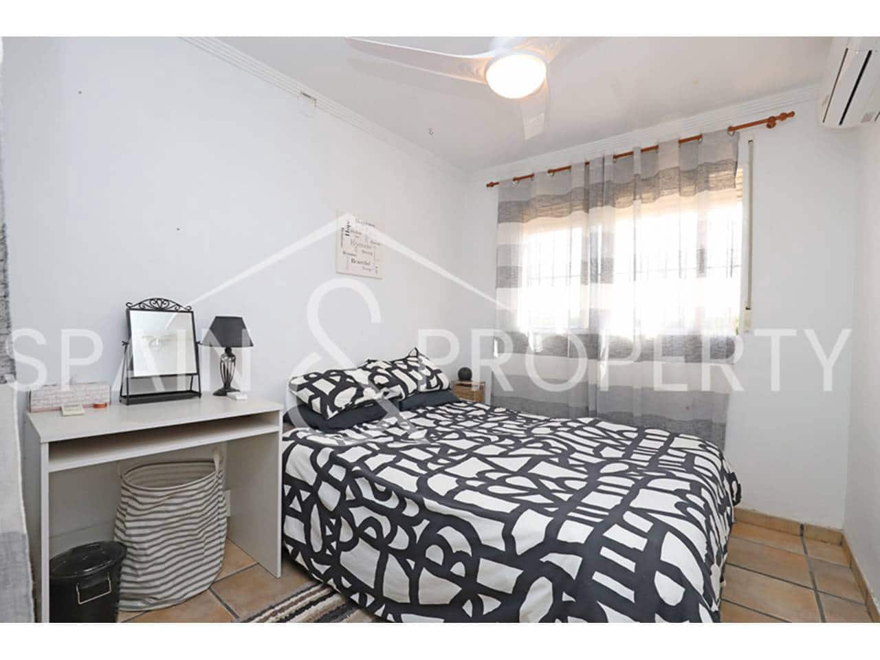 6 chambre Villa/Maison à vendre à Turis avec piscine garage - 329 950 € (Ref: 8938323)