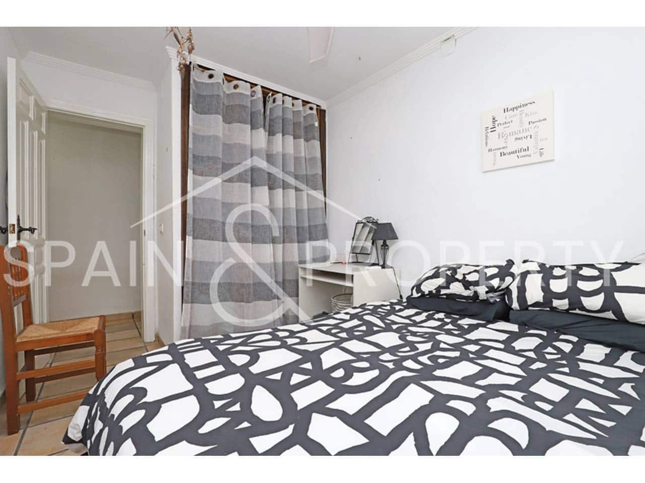 6 chambre Villa/Maison à vendre à Turis avec piscine garage - 329 950 € (Ref: 8938323)