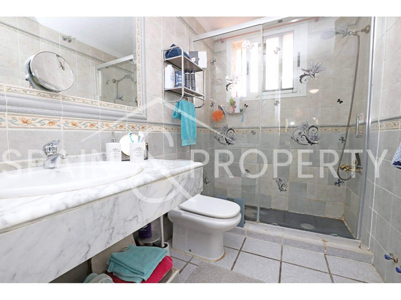 6 chambre Villa/Maison à vendre à Turis avec piscine garage - 329 950 € (Ref: 8938323)