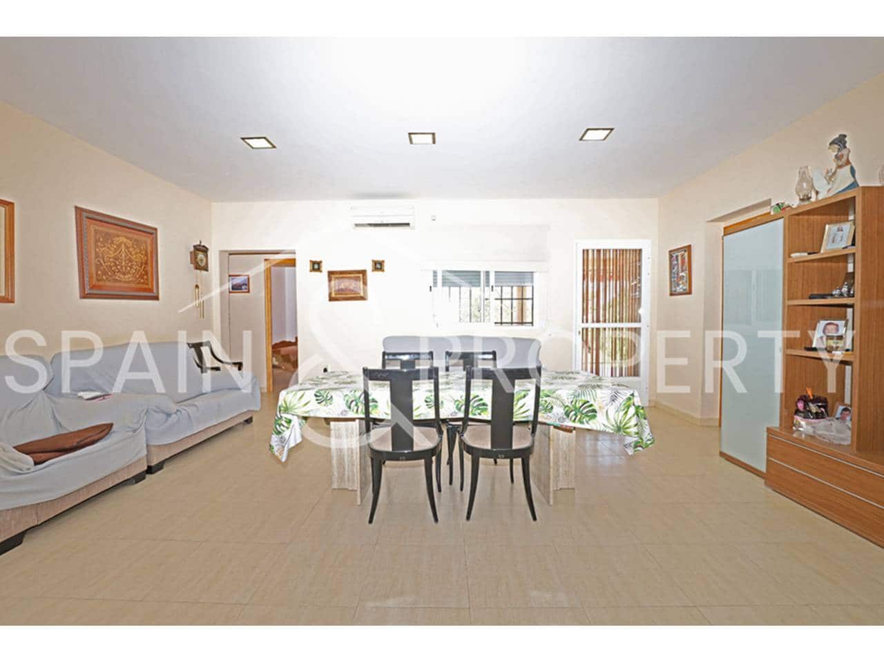 3 soveværelse Villa til salg i Montserrat med swimmingpool garage - € 220.000 (Ref: 9036252)