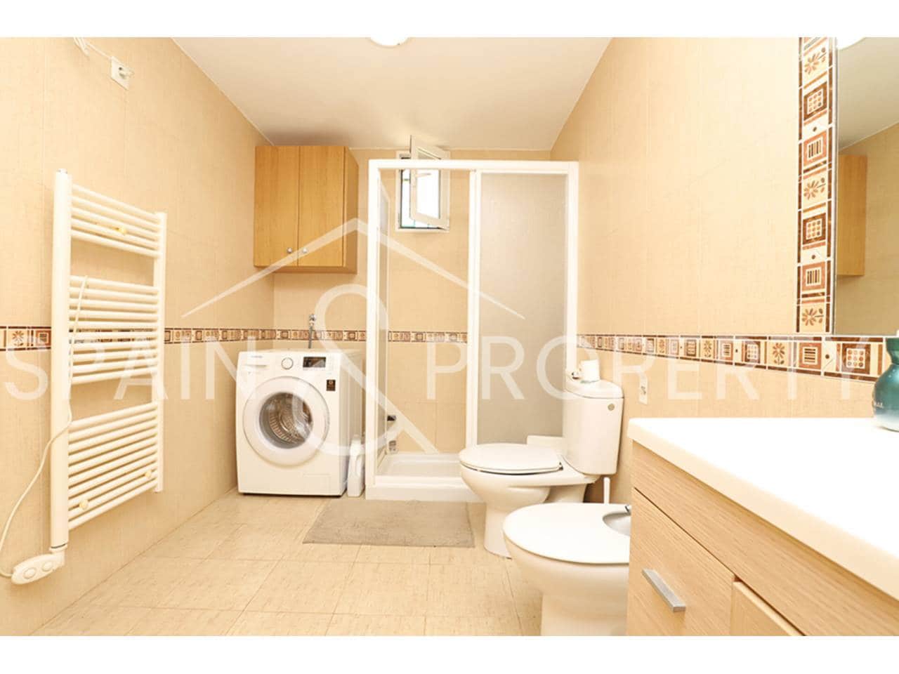 3 soveværelse Villa til salg i Montserrat med swimmingpool garage - € 220.000 (Ref: 9036252)