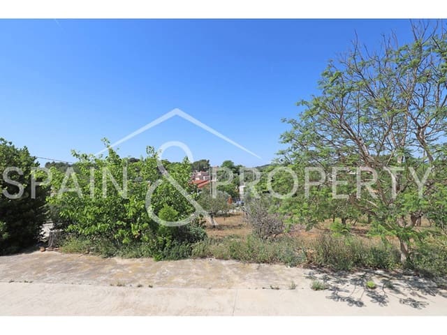 3 soveværelse Villa til salg i Montserrat med swimmingpool garage - € 220.000 (Ref: 9036252)