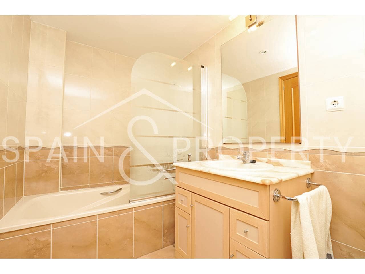 3 soveværelse Lejlighed til salg i Montserrat med garage - € 185.000 (Ref: 9206164)