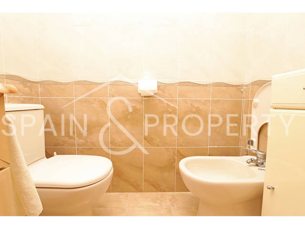 3 soveværelse Lejlighed til salg i Montserrat med garage - € 185.000 (Ref: 9206164)