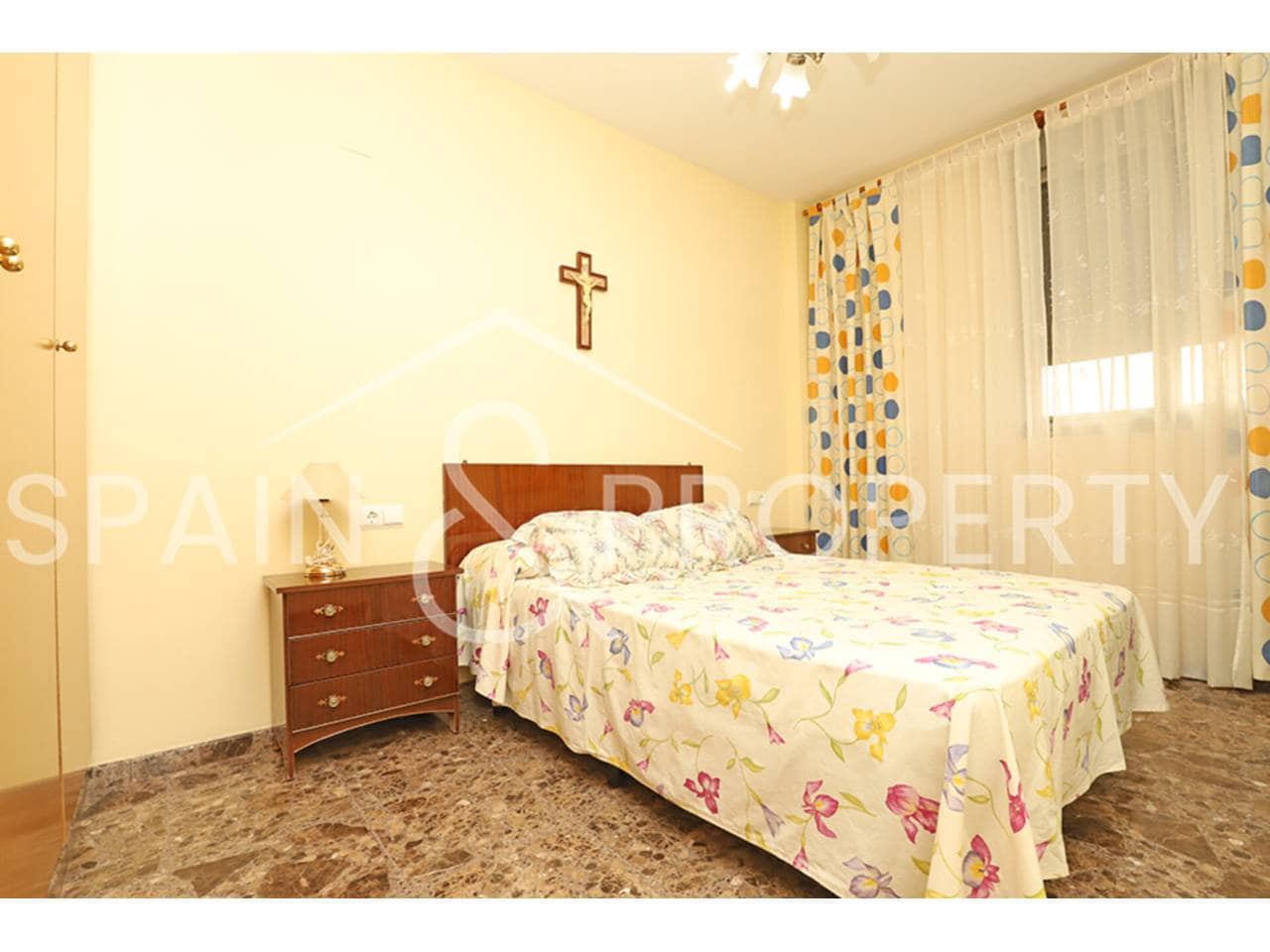 3 soveværelse Lejlighed til salg i Montserrat med garage - € 185.000 (Ref: 9206164)