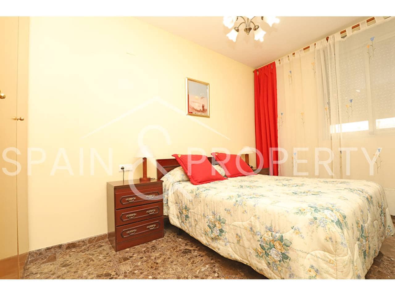 3 soveværelse Lejlighed til salg i Montserrat med garage - € 185.000 (Ref: 9206164)