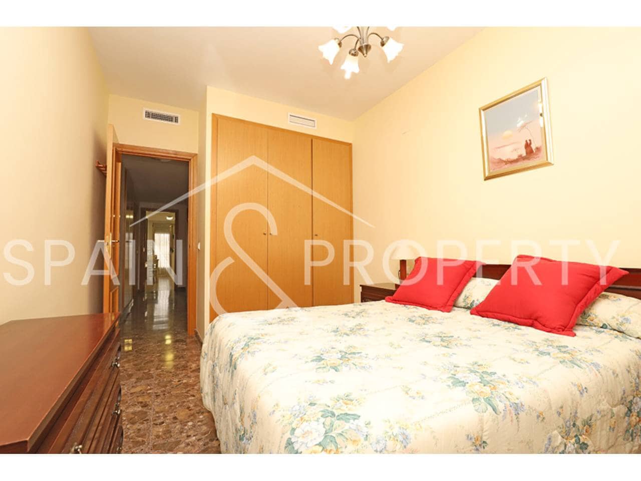 3 soveværelse Lejlighed til salg i Montserrat med garage - € 185.000 (Ref: 9206164)