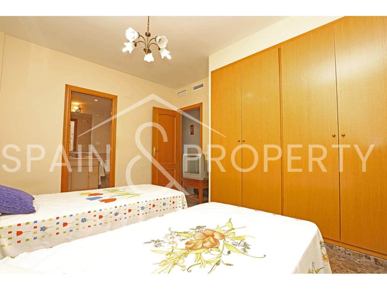 3 soveværelse Lejlighed til salg i Montserrat med garage - € 185.000 (Ref: 9206164)