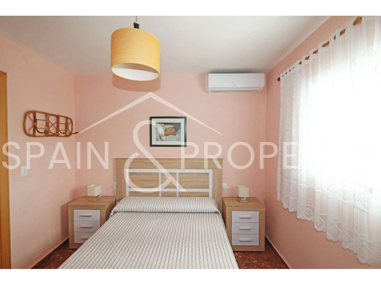 4 chambre Villa/Maison à vendre à Turis avec piscine garage - 315 000 € (Ref: 9208008)